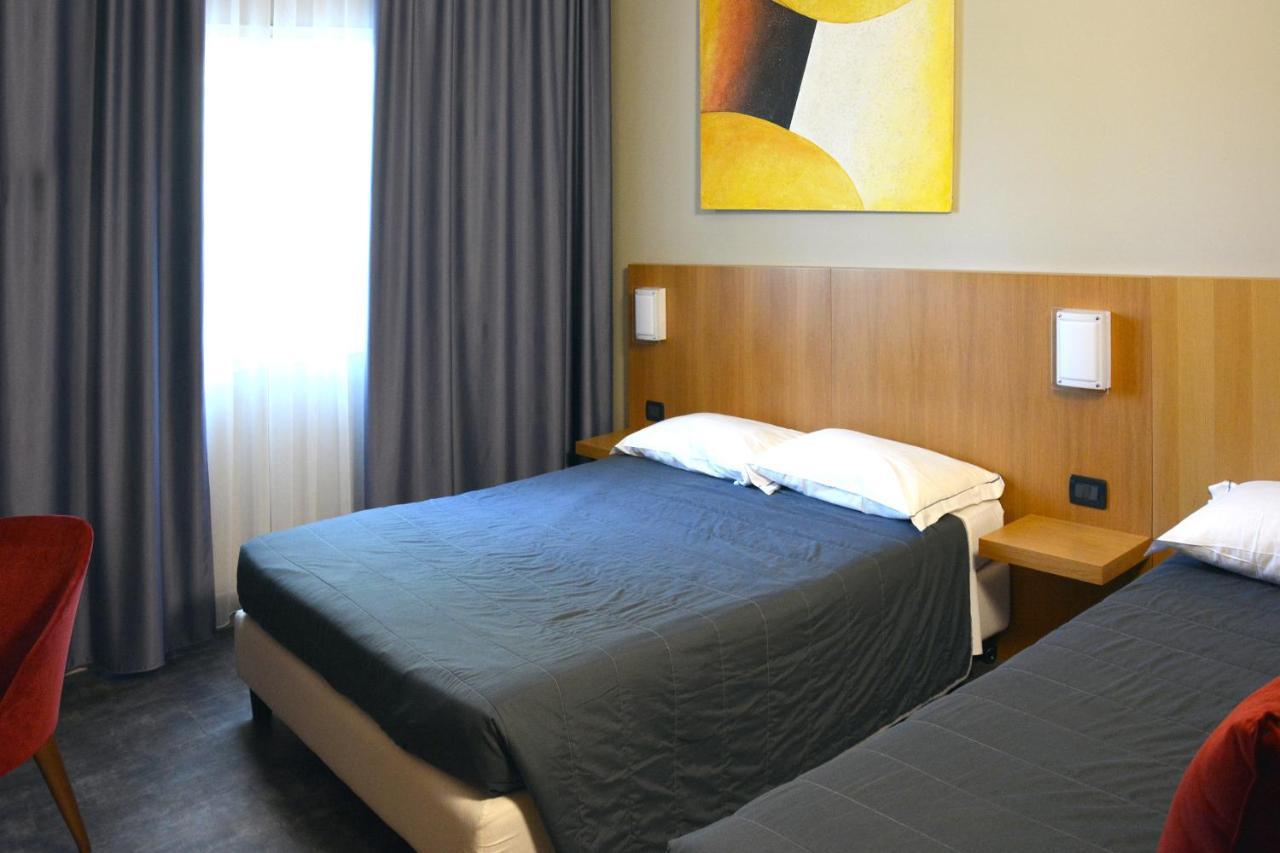 Anusca Palace Hotel Castel San Pietro Terme Ngoại thất bức ảnh