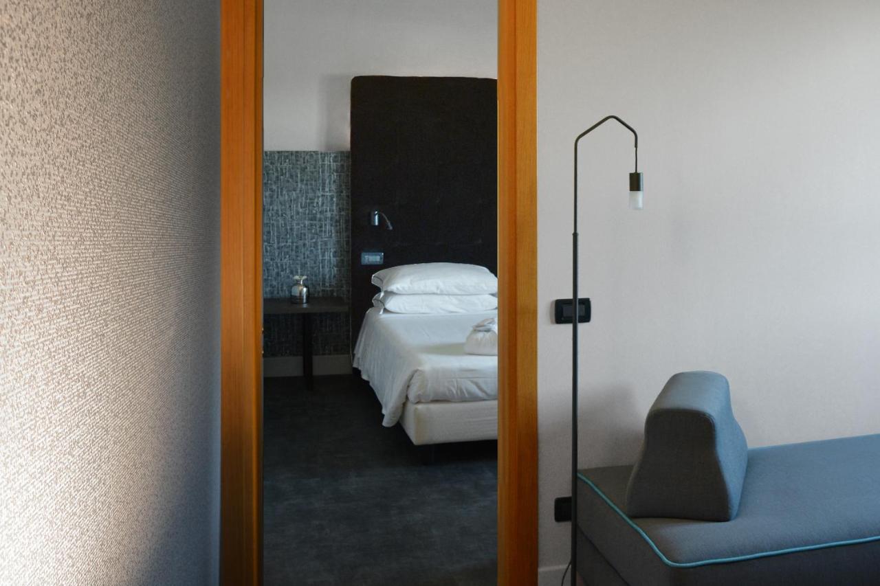 Anusca Palace Hotel Castel San Pietro Terme Ngoại thất bức ảnh