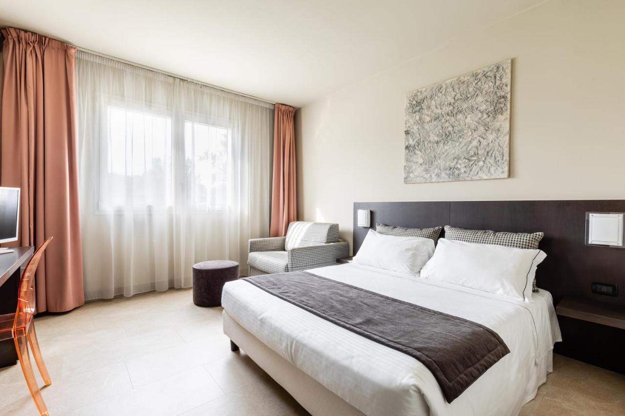 Anusca Palace Hotel Castel San Pietro Terme Ngoại thất bức ảnh