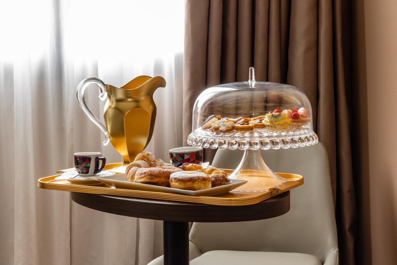 Anusca Palace Hotel Castel San Pietro Terme Ngoại thất bức ảnh