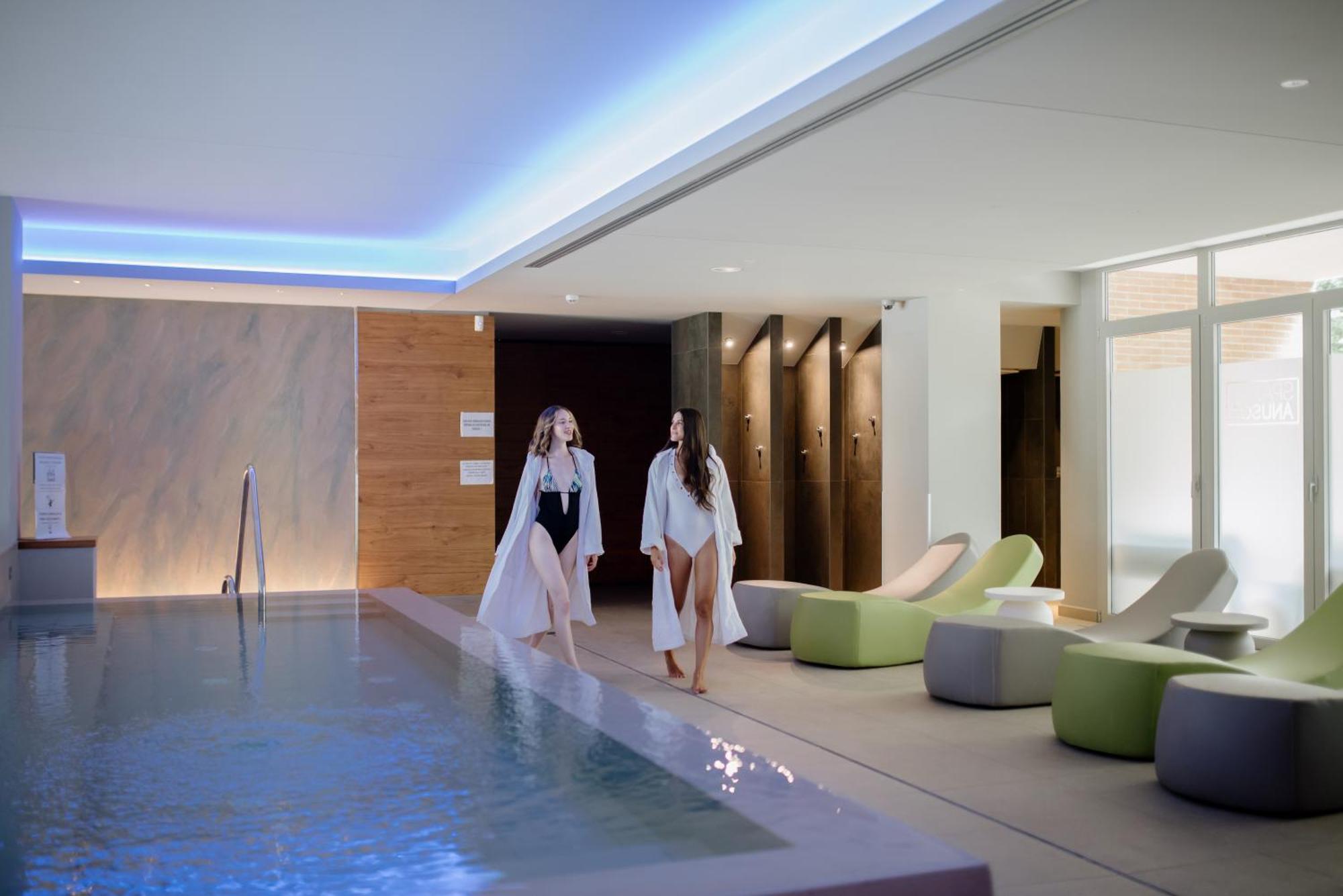 Anusca Palace Hotel Castel San Pietro Terme Ngoại thất bức ảnh